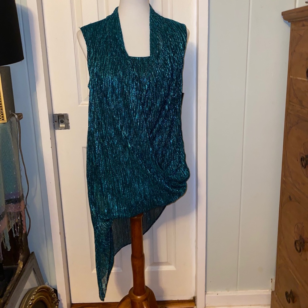Alfani- Macy’s women’s top, Large NWT never worn